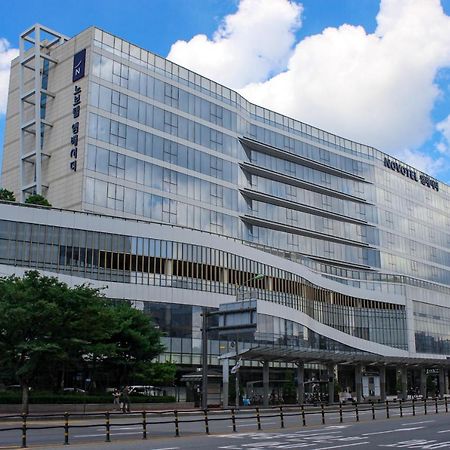 Novotel Ambassador Сувон Екстер'єр фото