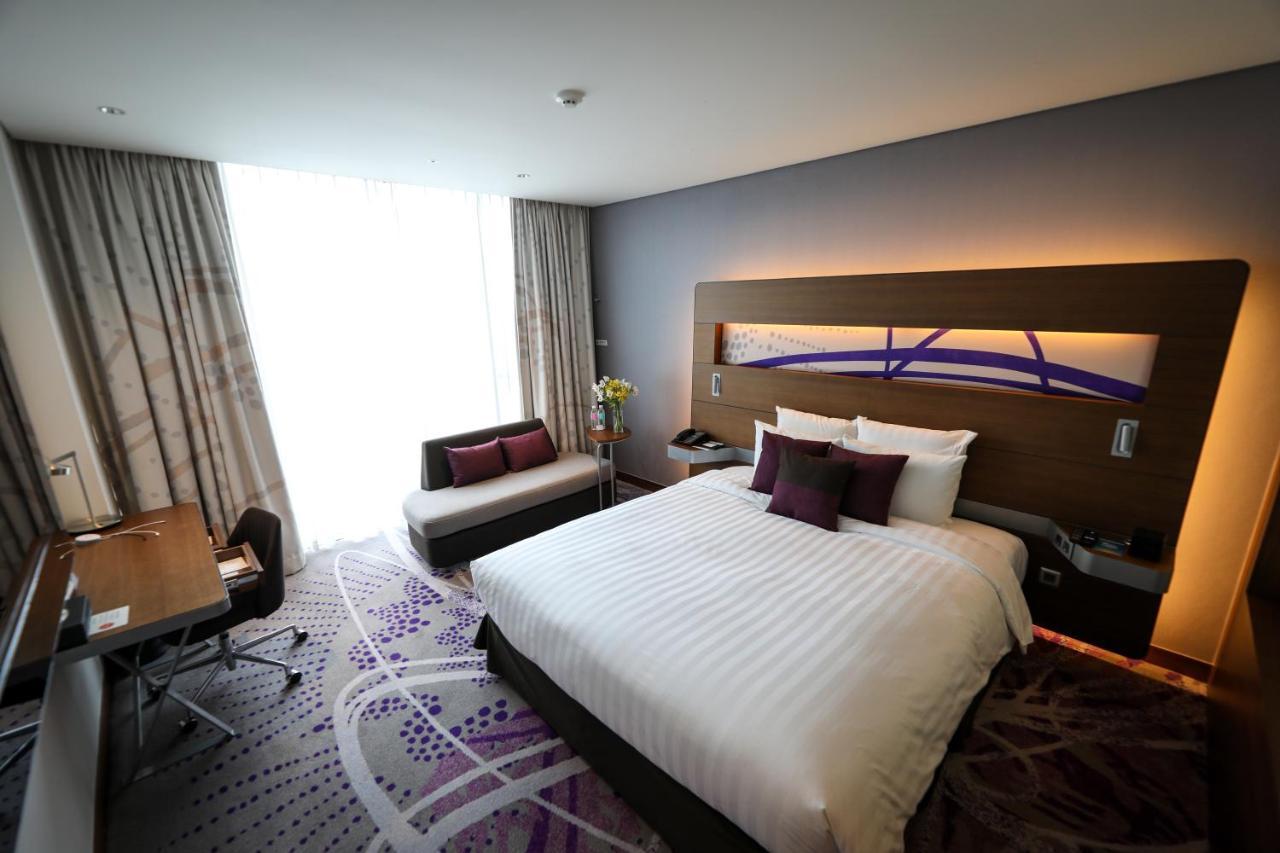 Novotel Ambassador Сувон Екстер'єр фото