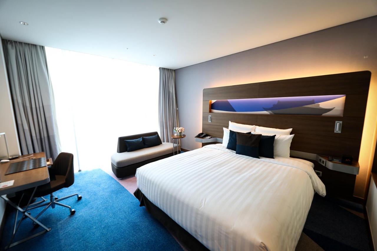Novotel Ambassador Сувон Екстер'єр фото