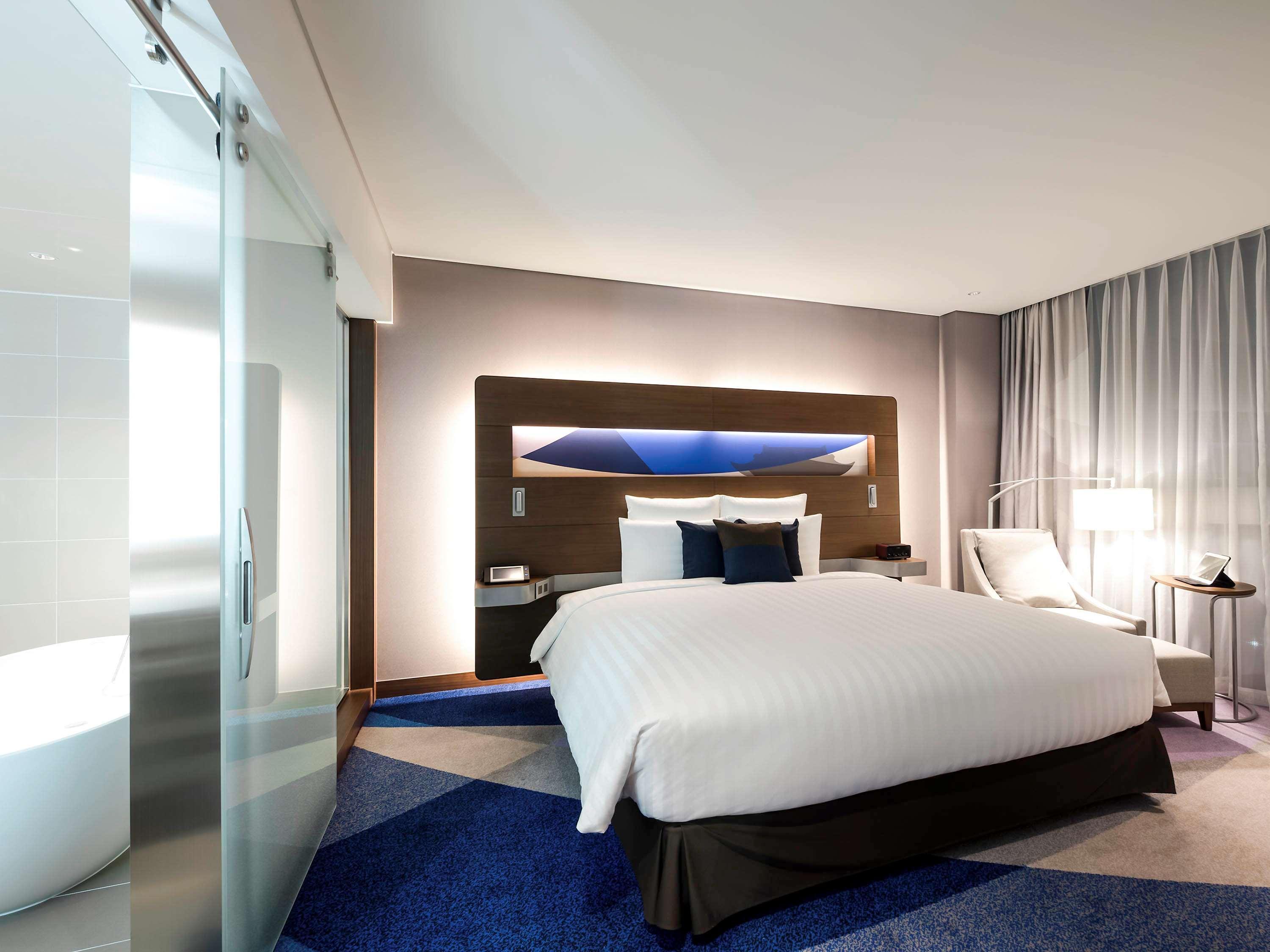 Novotel Ambassador Сувон Екстер'єр фото