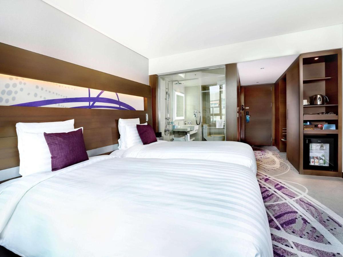 Novotel Ambassador Сувон Екстер'єр фото
